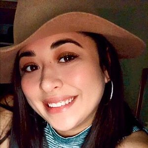 Meet your Posher, Alexa